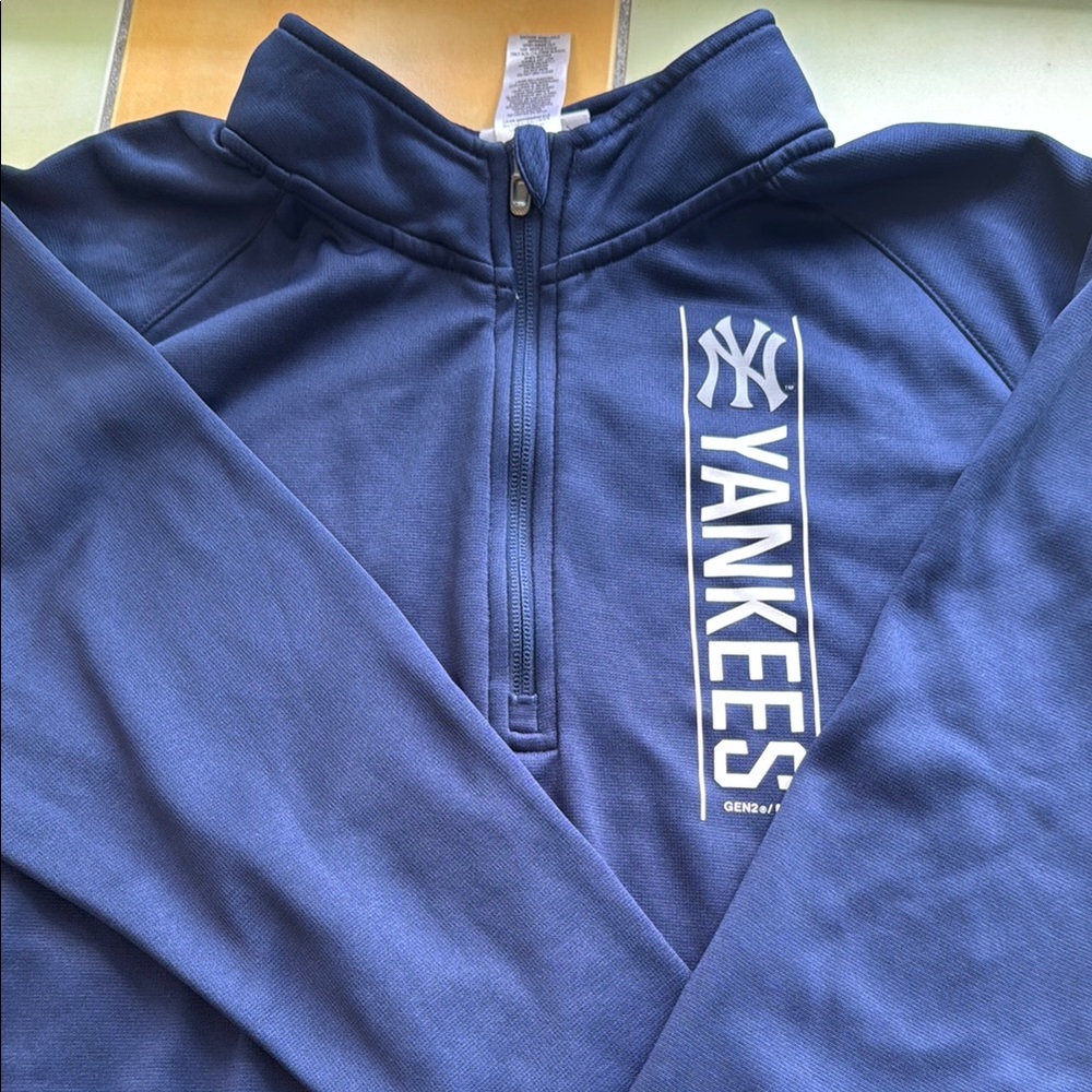 MLB Yankees Blue Quarter-Zip Sweatshirt